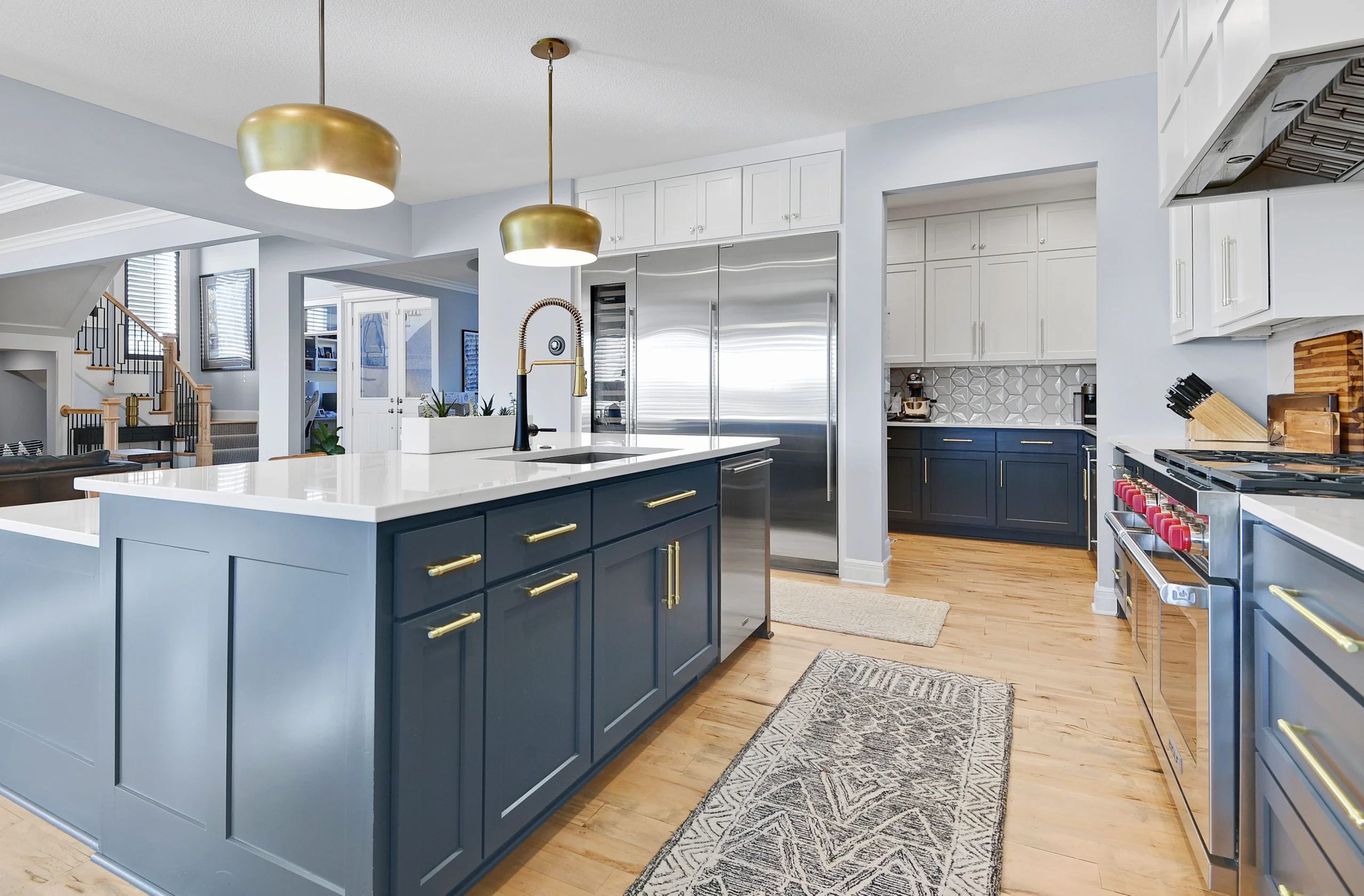 kansas city mo kitchen renovation with quartz countertops and custom cabinets